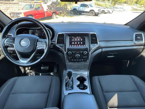 2021 Jeep Grand Cherokee Laredo E