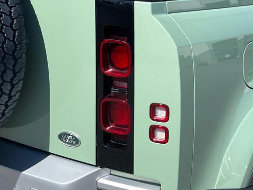 2023 Land Rover Defender 75th Limited Edition