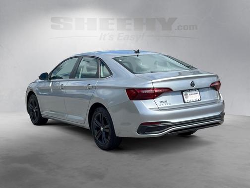 2022 Volkswagen Jetta 1.5T SE