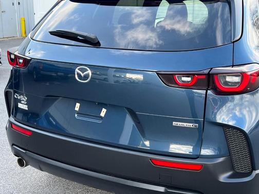 2025 Mazda CX-50 2.5 S Premium Package