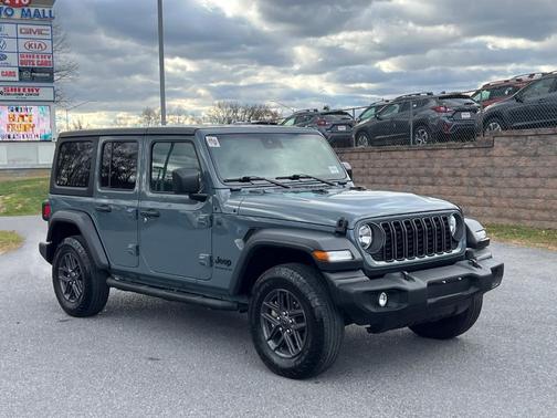 2024 Jeep Wrangler Sport