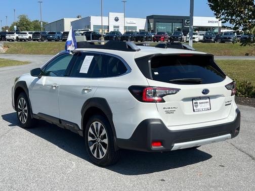 2024 Subaru Outback Touring XT
