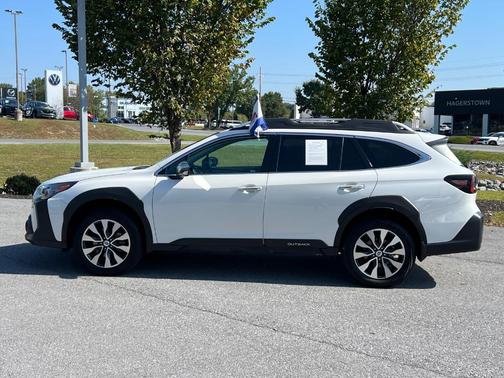 2024 Subaru Outback Touring XT