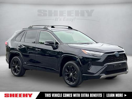 2022 Toyota RAV4 Hybrid SE