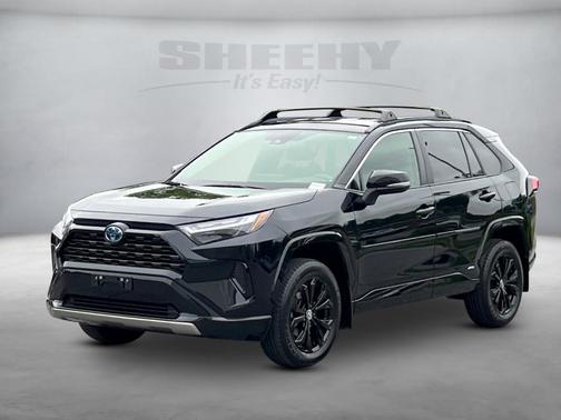 2022 Toyota RAV4 Hybrid SE