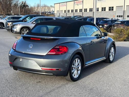 2018 Volkswagen Beetle 2.0T S
