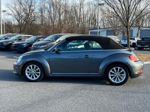 2018 Volkswagen Beetle 2.0T S