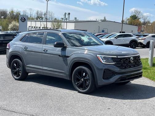 2025 Volkswagen Atlas Cross Sport 2.0T SEL R-Line Black
