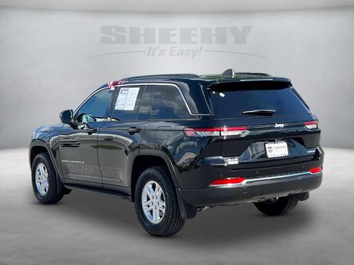 2024 Jeep Grand Cherokee Laredo