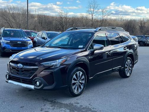 2025 Subaru Outback Touring XT