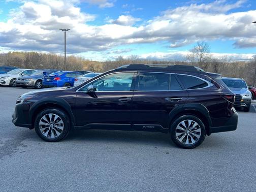 2025 Subaru Outback Touring XT