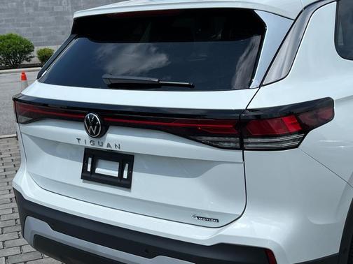 2025 Volkswagen Tiguan 2.0T S