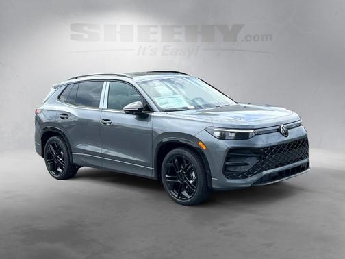 2025 Volkswagen Tiguan 2.0T SE R-Line Black
