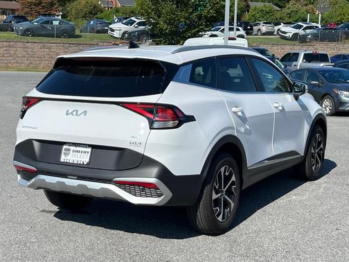 2025 Kia Sportage EX