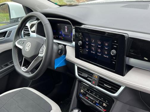 2026 Volkswagen Taos 1.5T SE