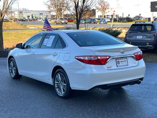 2017 Toyota Camry SE