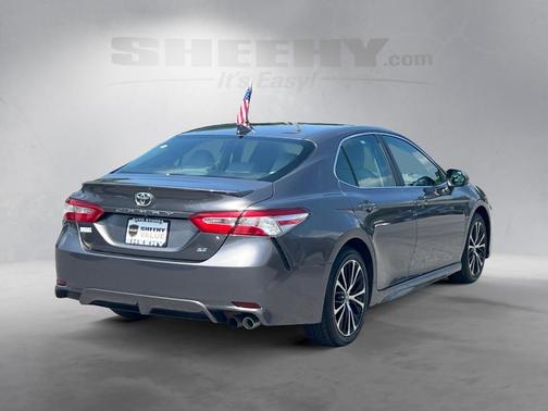 2020 Toyota Camry SE Nightshade