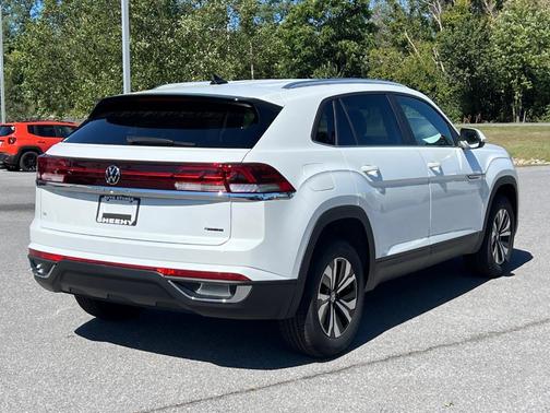 2026 Volkswagen Atlas Cross Sport 2.0T SE