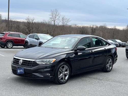 2021 Volkswagen Jetta 1.4T R-Line