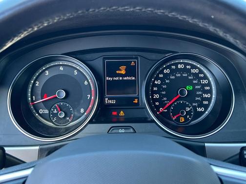 2020 Volkswagen Atlas Cross Sport 3.6L V6 SE w/Technology
