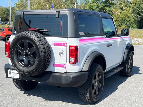 2022 Ford Bronco Base