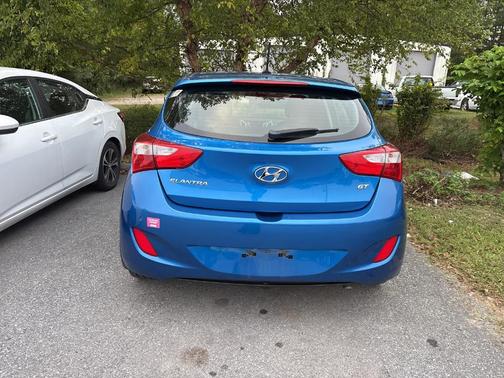 2017 Hyundai Elantra GT Base
