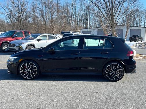 2024 Volkswagen Golf GTI 2.0T Autobahn