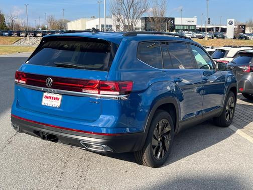 2025 Volkswagen Atlas 2.0T SE