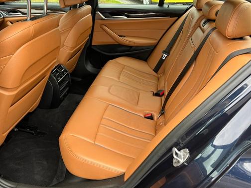 2018 BMW 540 i xDrive