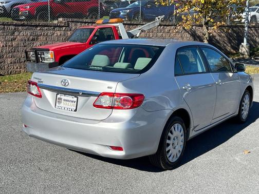 2012 Toyota Corolla LE