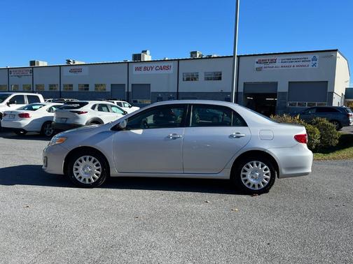 2012 Toyota Corolla LE