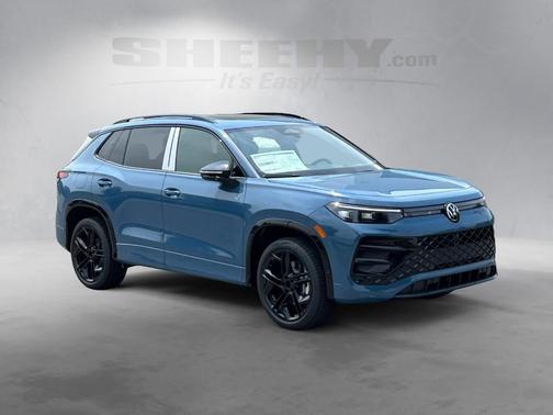 2025 Volkswagen Tiguan 2.0T SE R-Line Black
