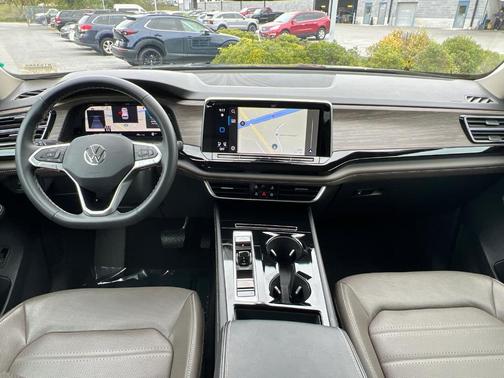 2024 Volkswagen Atlas 2.0T SEL