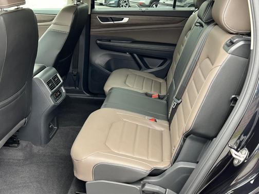 2024 Volkswagen Atlas 2.0T SEL