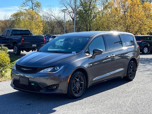 2019 Chrysler Pacifica Touring Plus