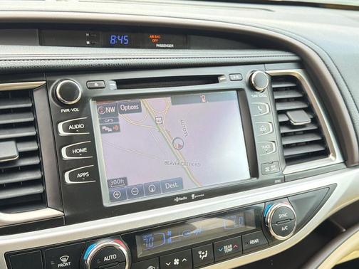 Jade Metallic 2014 Toyota Highlander XLE