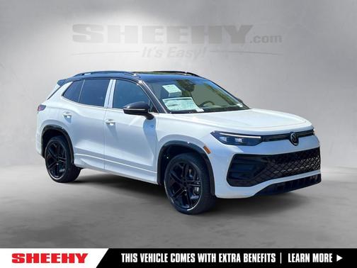2025 Volkswagen Tiguan 2.0T SE R-Line Black