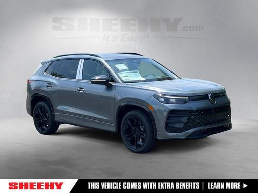 2025 Volkswagen Tiguan 2.0T SE R-Line Black