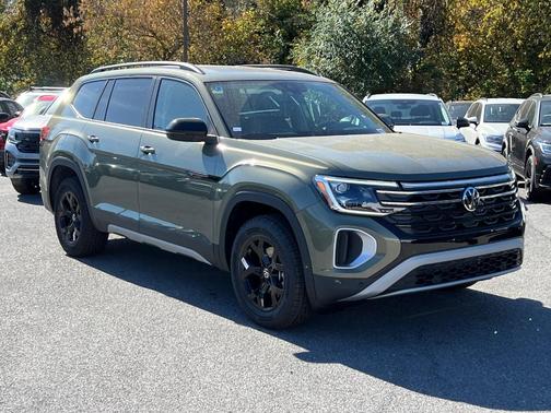 2025 Volkswagen Atlas 2.0T Peak Edition