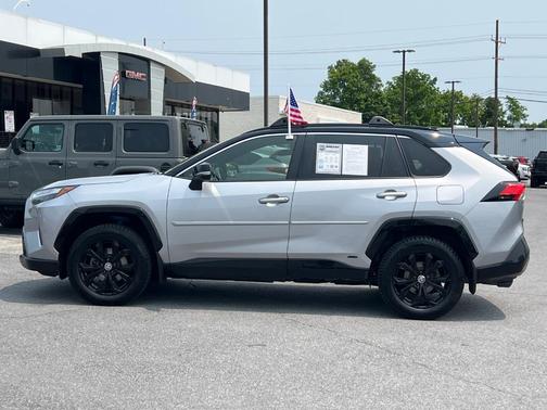 2022 Toyota RAV4 Hybrid XSE