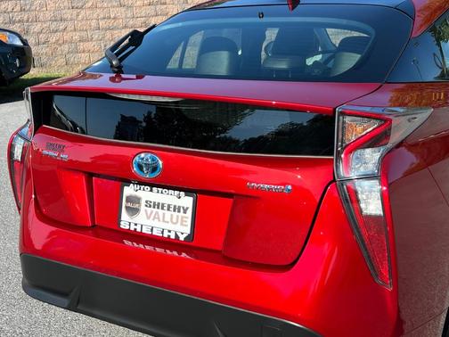 2017 Toyota Prius Four Touring