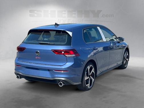 2025 Volkswagen Golf GTI 2.0T SE