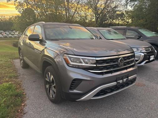 2023 Volkswagen Atlas Cross Sport 2.0T SE