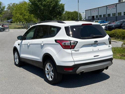 Oxford White 2018 Ford Escape SEL