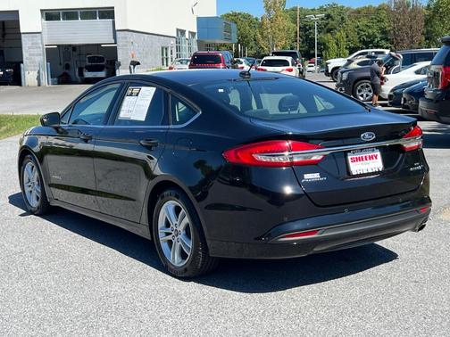 2018 Ford Fusion Hybrid SE