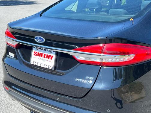 2018 Ford Fusion Hybrid SE