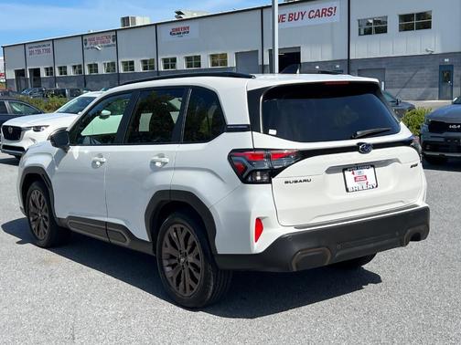2025 Subaru Forester Sport