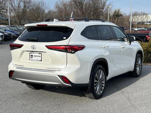 2020 Toyota Highlander Platinum
