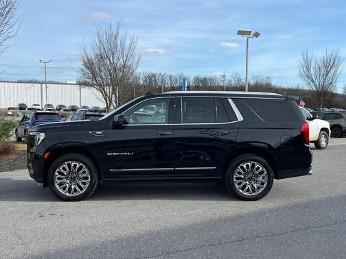 2023 GMC Yukon Denali Ultimate
