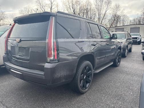 2016 Cadillac Escalade Luxury